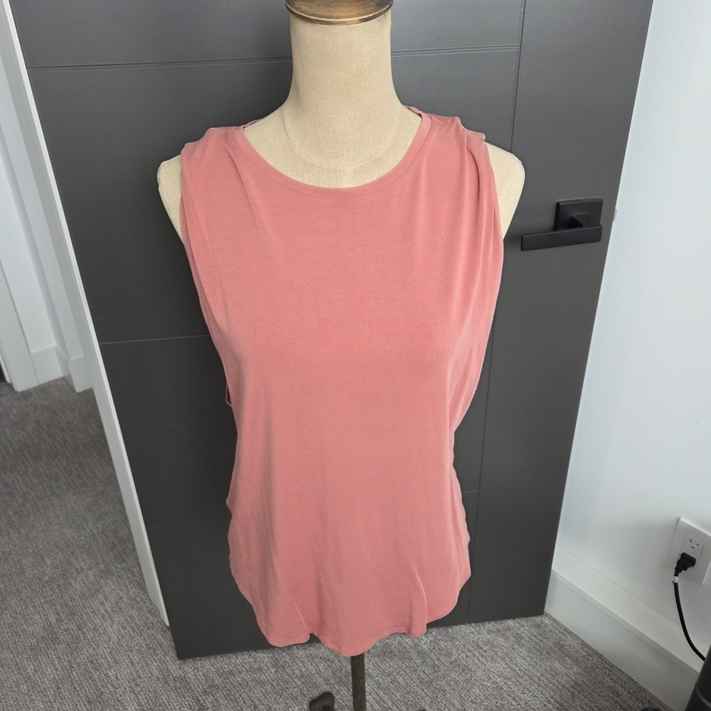 Lululemon Pink Tank Top Women’s Size (Medium?) Athletic Racerback Workout Yoga